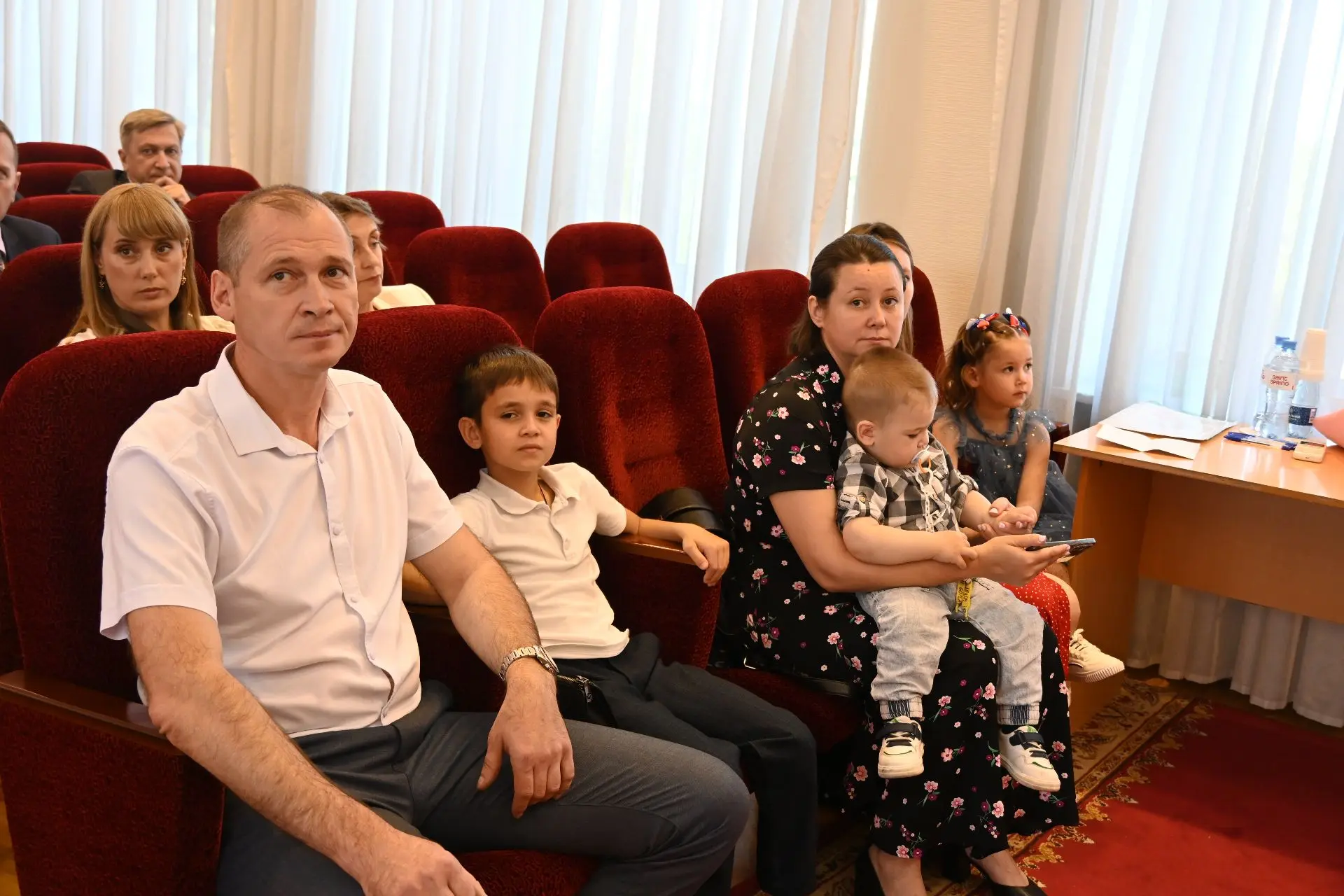 📌Сегодня, на заседании Собрания депутатов Аксайского района был рассмотрен вопрос о представлении мн