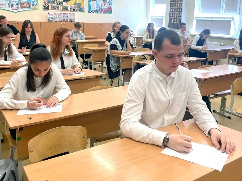 📝 Знать, чтобы выбирать! Как это было.  🗓 28 апреля в 10:00 в нашей школе стартовала ежегодная образ
