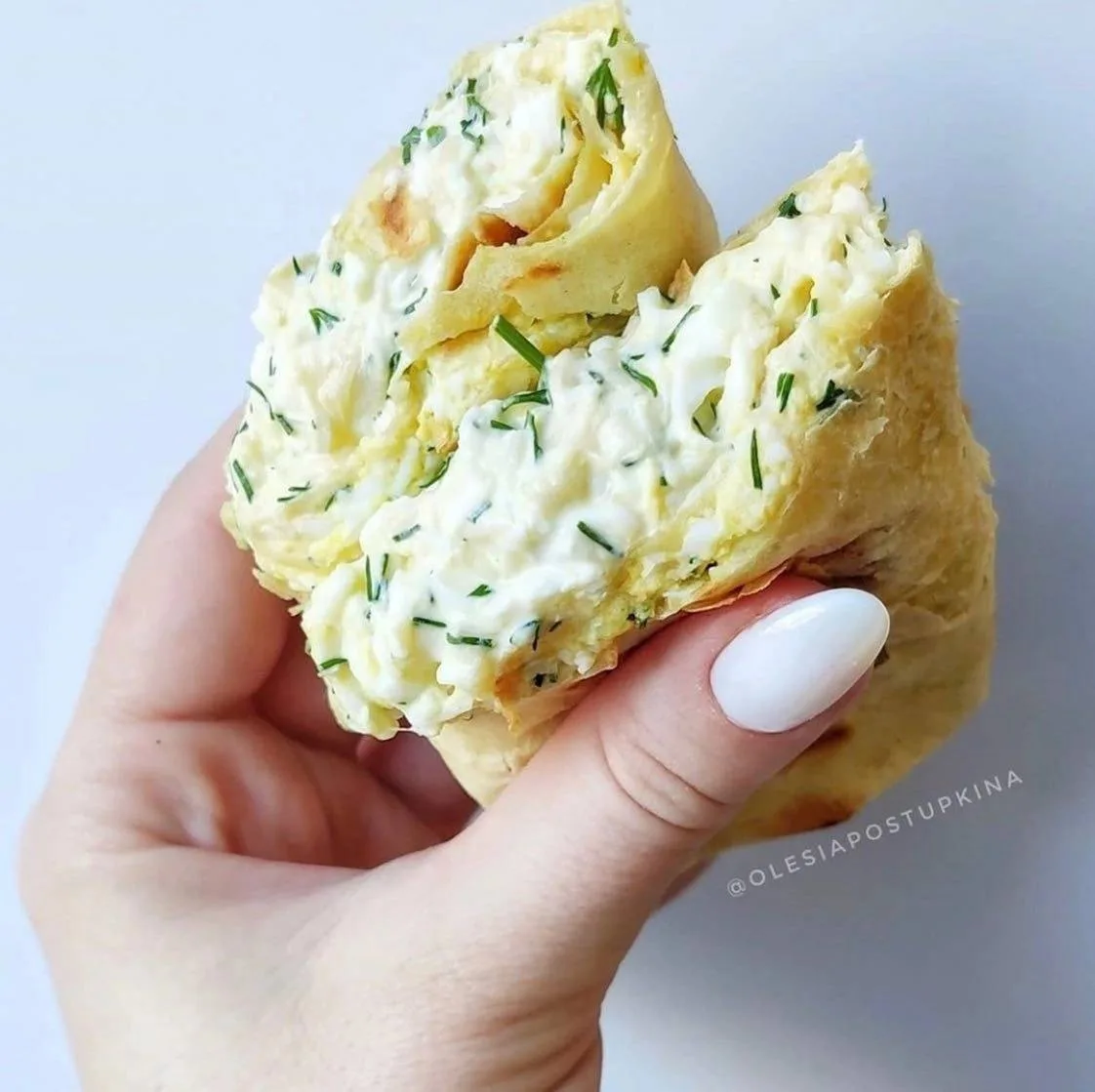 📣ШИКАРНЫЙ ЗАВТРАК 🍳
👇👇👇
⠀
С вас ❤️‍🔥
ТРУБОЧКА С ЯЙЦОМ, СЫРОМ И ЗЕЛЕНЬЮ.
⠀
КБЖУ на эту порцию: