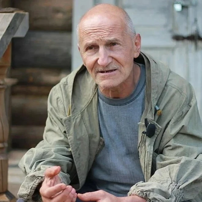Дьявол всегда на страже. Он по ночам не спит, у него нет отпусков и выходных. Он всё время нашёптыва