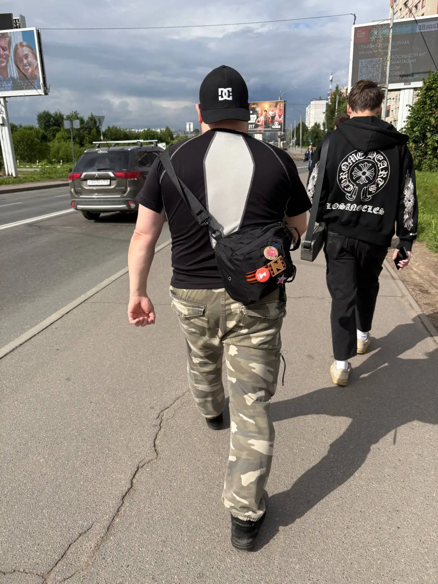 Добрый день! Не знаю остались ли еще настоящие мужчины в мире, но этот персонаж явно не из числа муж