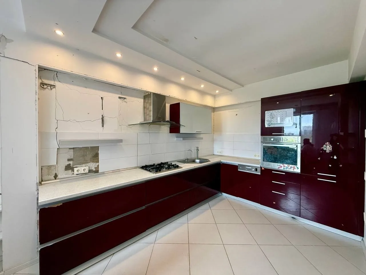 Продажа 3-комнатной квартиры, Ул. Бахчиванджи 5Б.
