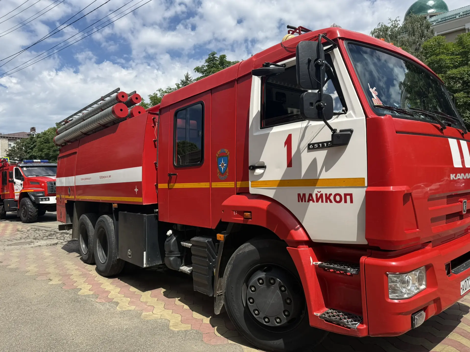 🚒 В гостях у МЧС!

Первая группа «Родничка» побывала на экскурсии в главной части МЧС! 🔥

Что было