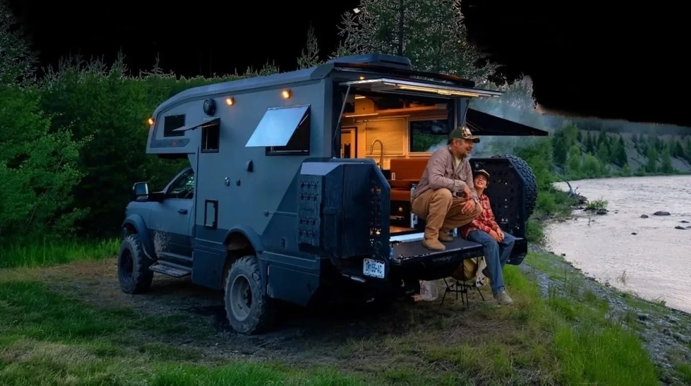 На базе Ram 3500 построили внедорожный дом на колёсах 

Storyteller Overland представила внедорожный