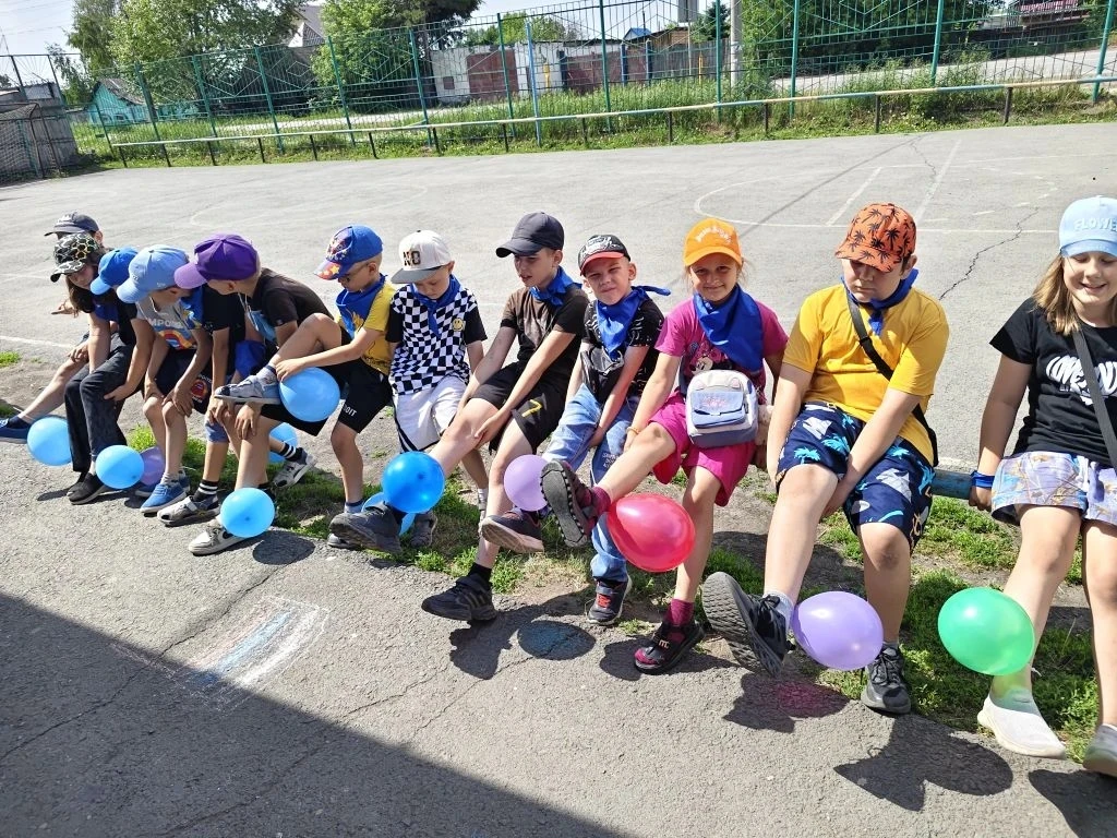 🌈🤗💞 Пришкольный лагерь дневного пребывания «Радужный» продолжает свою работу, и с каждым днём его