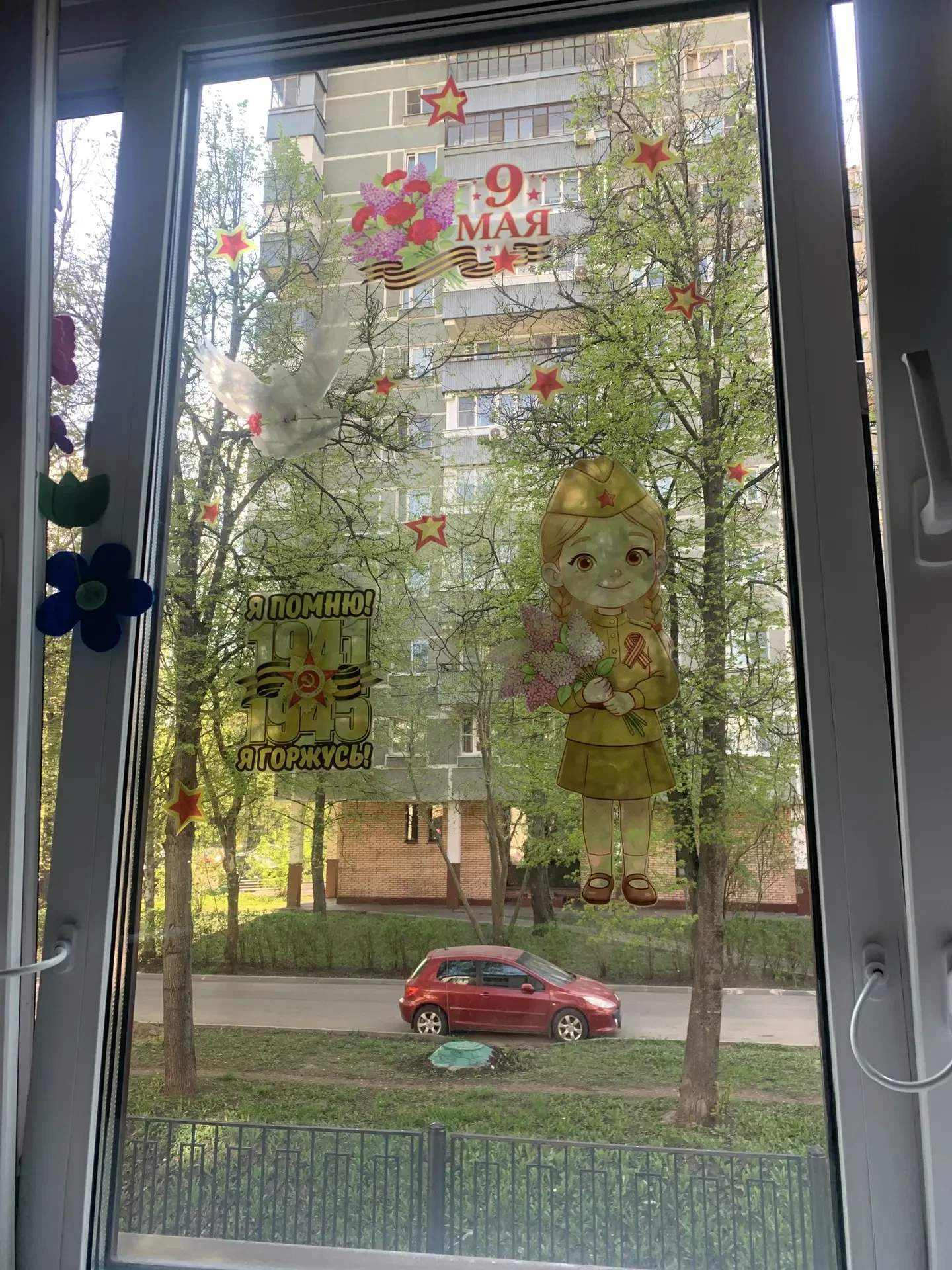 🔥Дошкольное отделение присоединилось к Всероссийской акции "Окна Победы".  Также ребята с воспитател