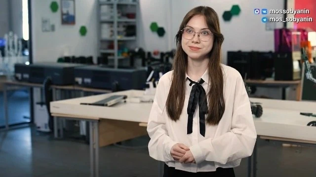 Московская школьница впервые в истории ЕГЭ сдала экзамены на максимальные 500 баллов. О...