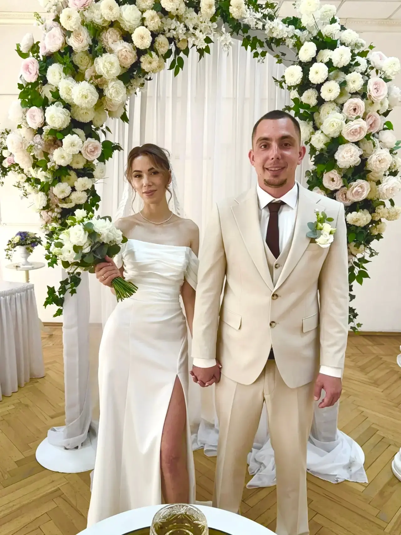 Продолжается свадебный бум!💍💍💞💞
20.06.2026 года 15 пар создали семьи, поздравляем всех молодожён