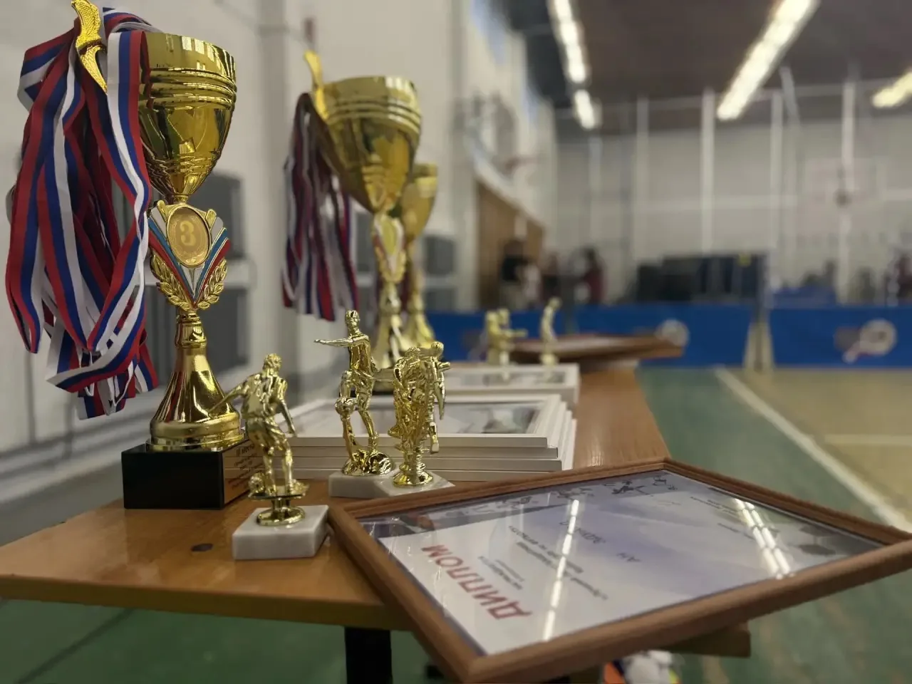 ⚽️ Футболисты ХГМА — настоящие звёзды!   Собрали весь пьедестал 🏆  Накануне состоялось награждение ф