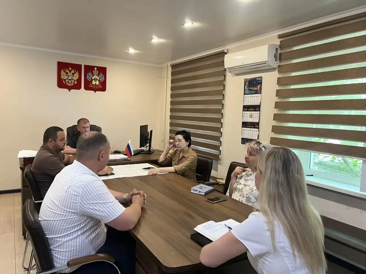 Сегодня, 15 июня , администрация района провела рабочую встречу с депутатом VIII созыва, избирательн