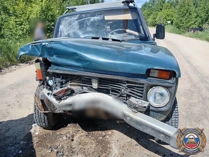 Вчера в 12:00 на 38-м километре автодороги «Кадый-Завражье» произошло серьезное дорожно-транспортное