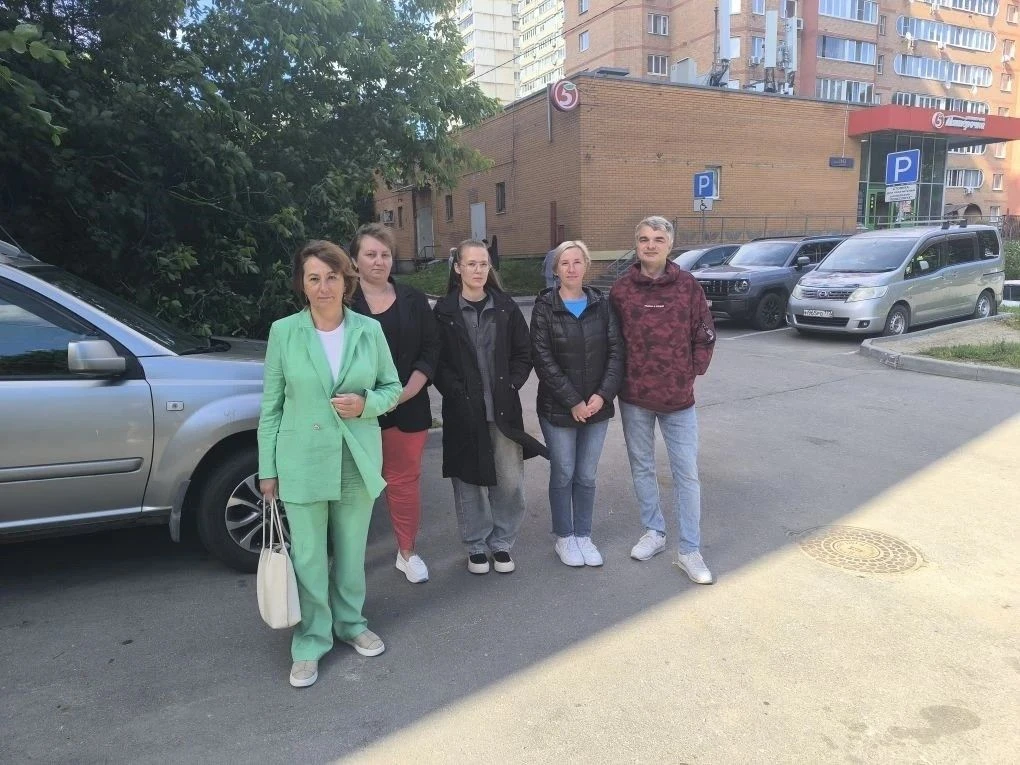 🗓 Вчера глава управы Гусева Наталия Юрьевна провела еженедельный обход территории вокр...