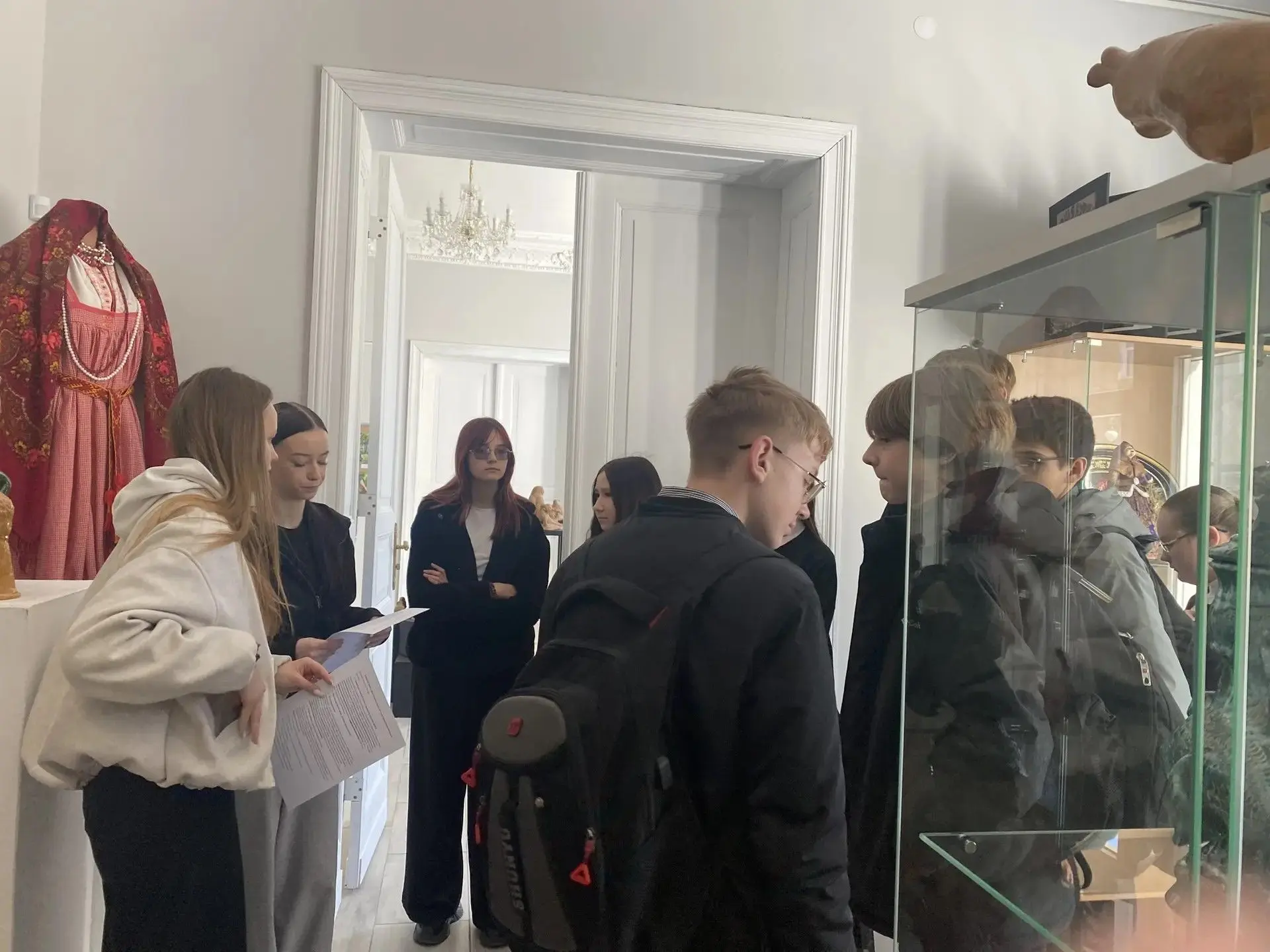 Снова в путь по Черняховску!  Продолжено участие гимназистов в городском краеведческом квесте под на