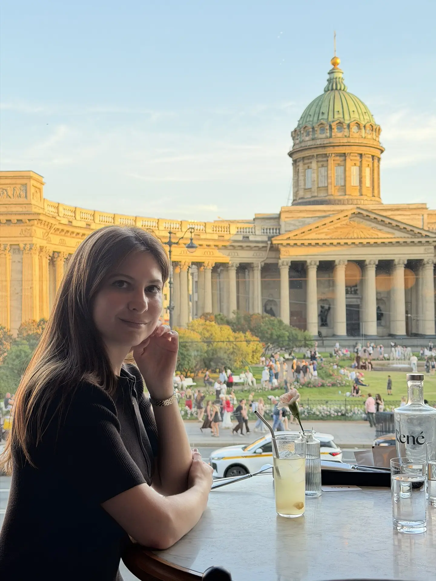 📍Rene с панорамным видом на Казанский собор - отличная идея для уютного ужина ☺️ красиво и оочень в