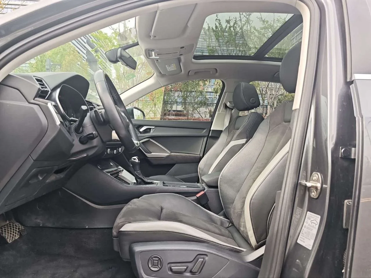 🔥🔥🔥 Приобрели в Китае для Константина из Екатеринбурга   Audi Q3 35 TFSI  2022 год 24 300 км 1.4 бен