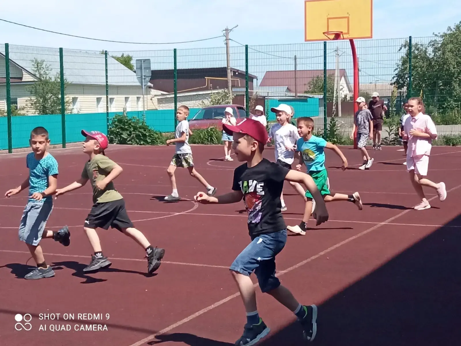 🌞 Сегодняшний день в нашем пришкольном лагере был невероятно насыщенным и полезным.
✔️ Мы начали ут