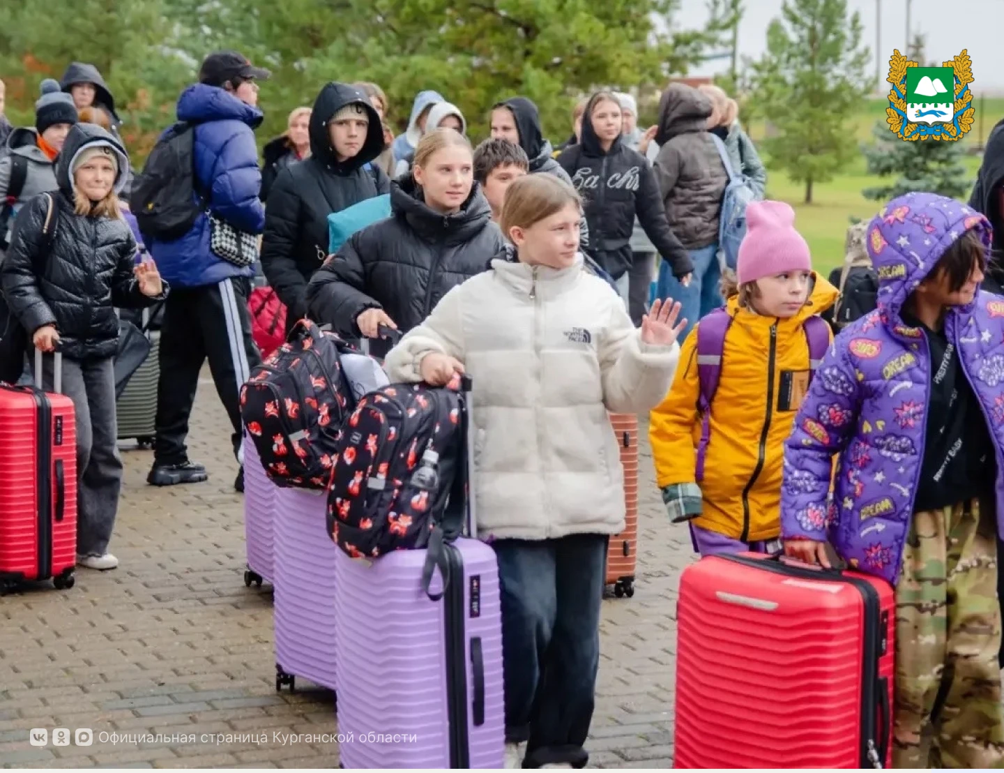 Более 120 мальчишек и девчонок из Луганской Народной Республики приехали в Курганскую о...
