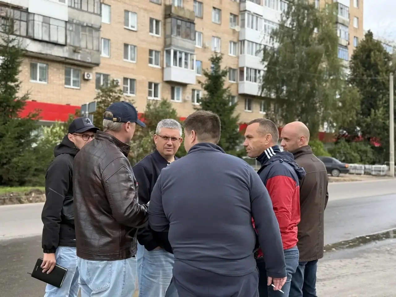 🚧 В Смоленске продолжается ремонт улично-дорожной сети в рамках национального проекта ...