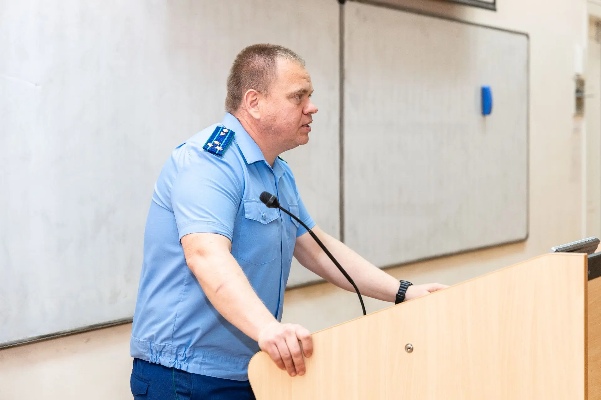 В ВолГУ состоялась лекция о противодействии современным формам преступности