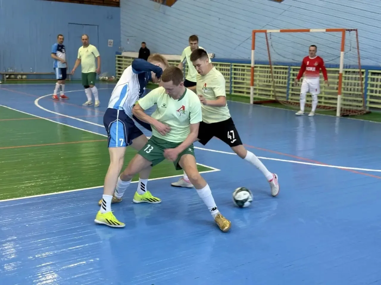 🏆Итоги полуфиналов III Чемпионата по футзалу на Кубок мэра   ⚽12 апреля в спортзале «Горняк» прошли 