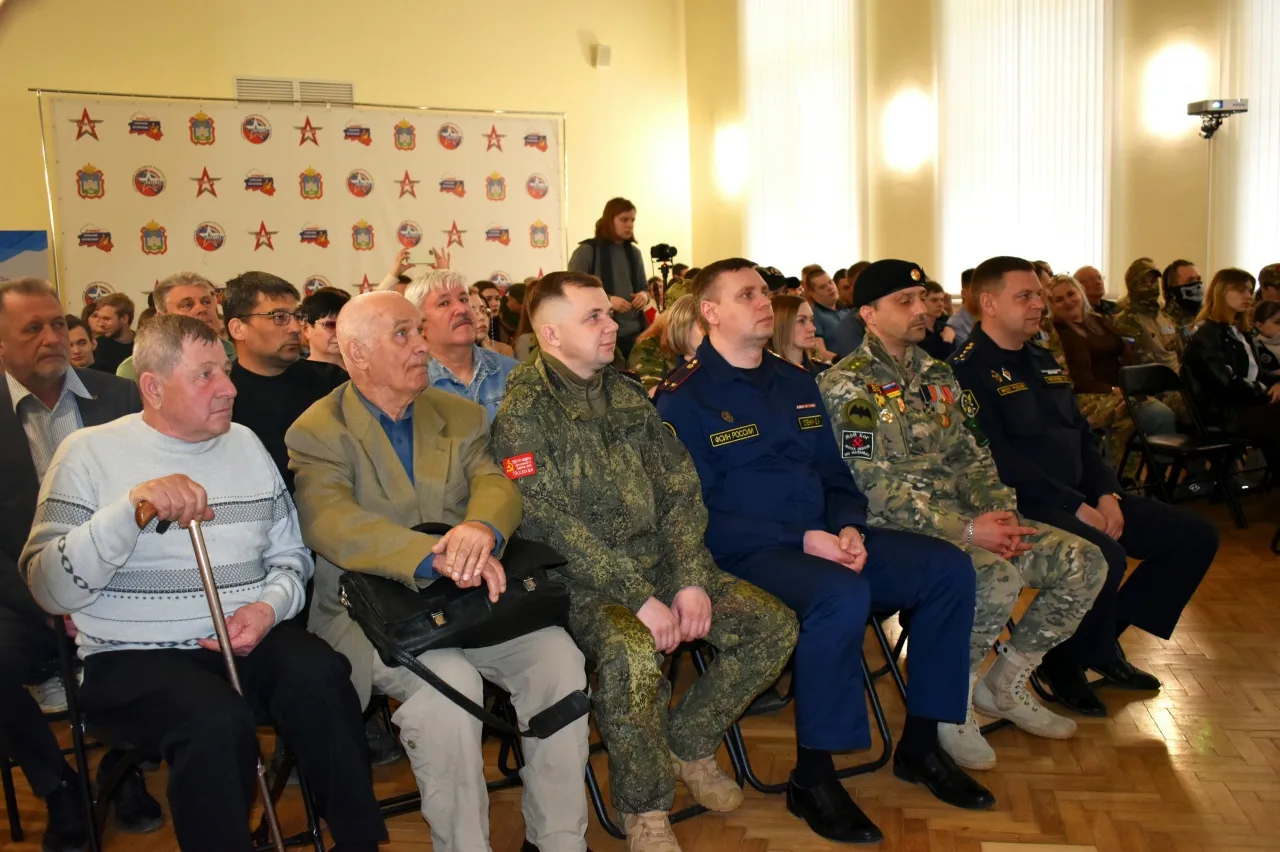 В Орловской области стартовала «Вахта Памяти – 2026»  Открытие регионального этапа прошло в «Патриот