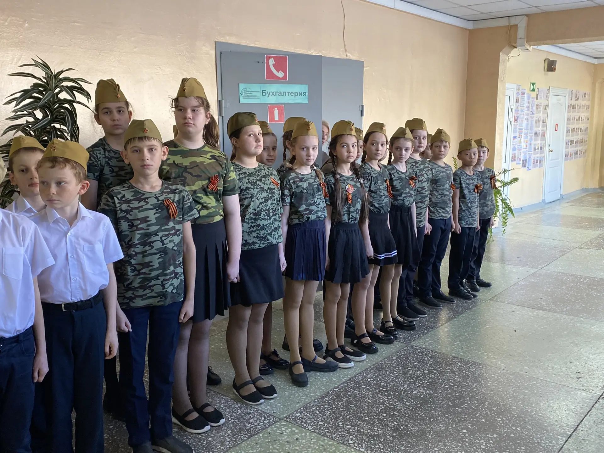 В нашей школе на этой неделе царила особая атмосфера: в рамках Всероссийского месячника военно-патри