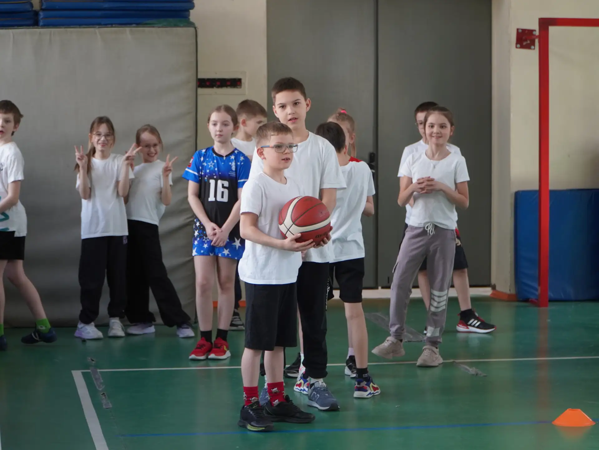 Подводим итоги «Веселых стартов»!   В нашей школе прошли яркие и активные соревнования «Весёлые стар