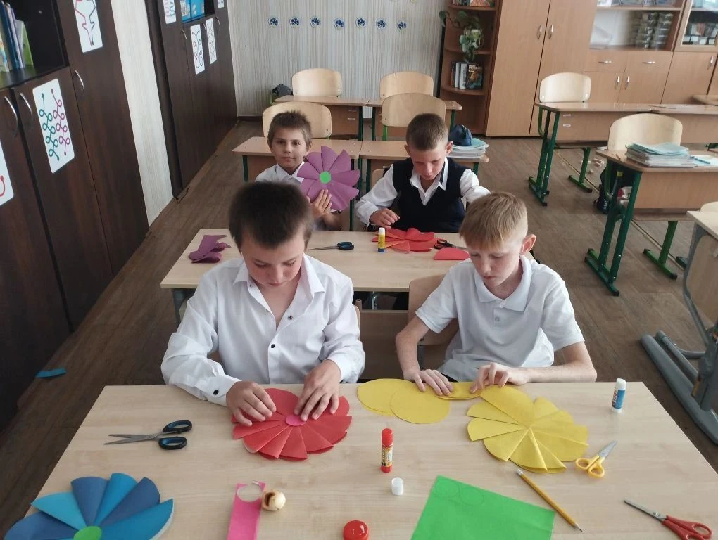 Память о войне - это не только скорбь, но и огромная ответственность. Мы должны передав...