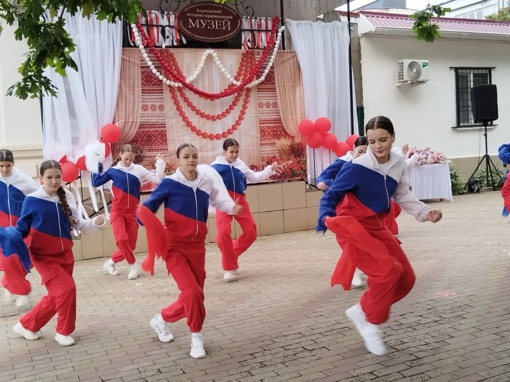 ✨ «Ночь музеев. Родное.»: культурное событие в кореновском музее! ✨  Сегодня в кореновском музее про