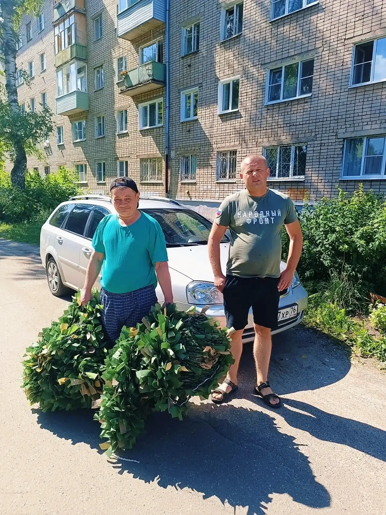 Мы любим Родину простую —