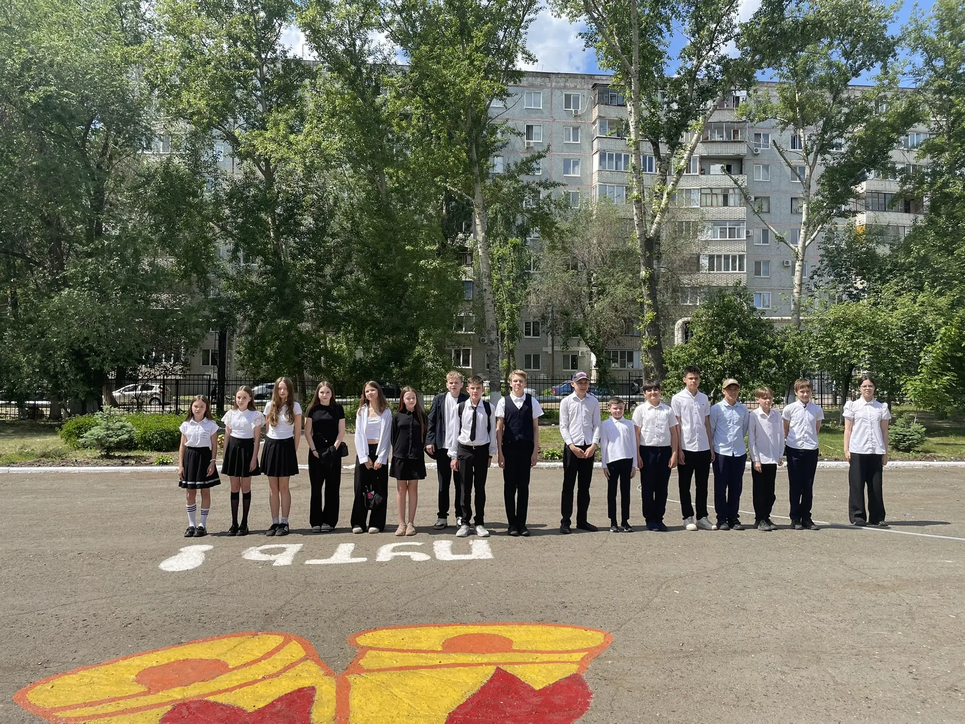 🎓 Итоги года и предвкушение праздника!  Сегодня в нашей школе царила особенная атмосфера — атмосфера