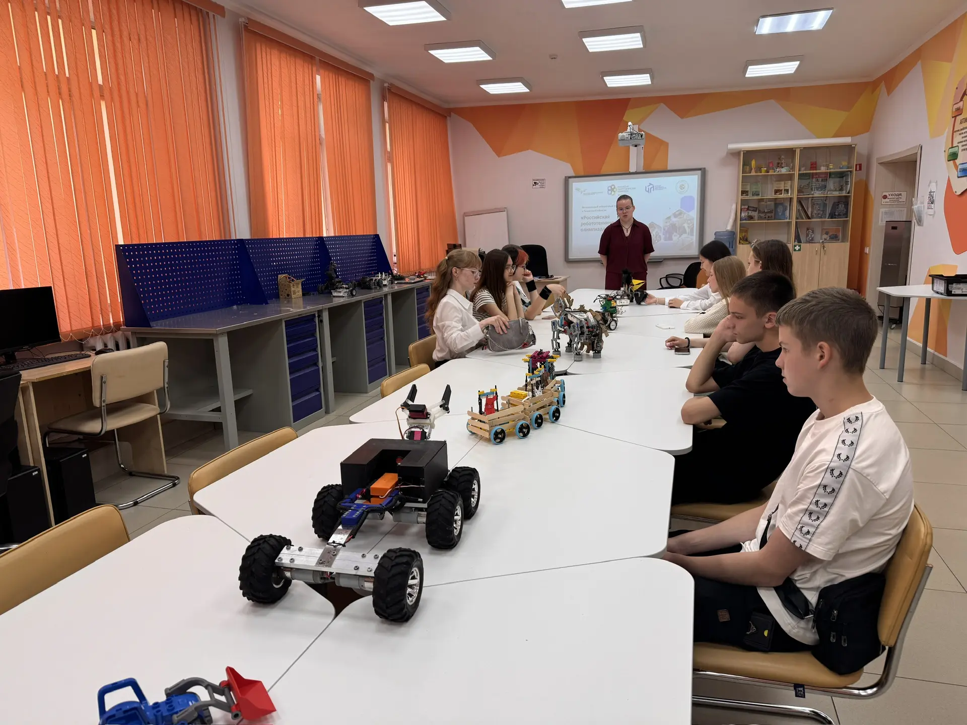 🎓✨ Профориентационный сезон завершён!

Сегодня в Колледже цифровых и педагогических технологий сост
