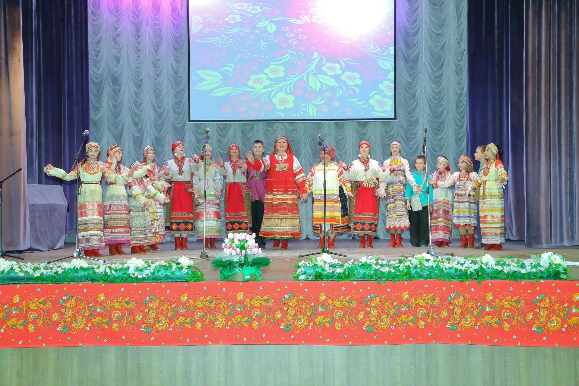 🎶 Хотите, чтобы ребёнок не просто пел, а чувствовал русскую народную культуру? 🎶