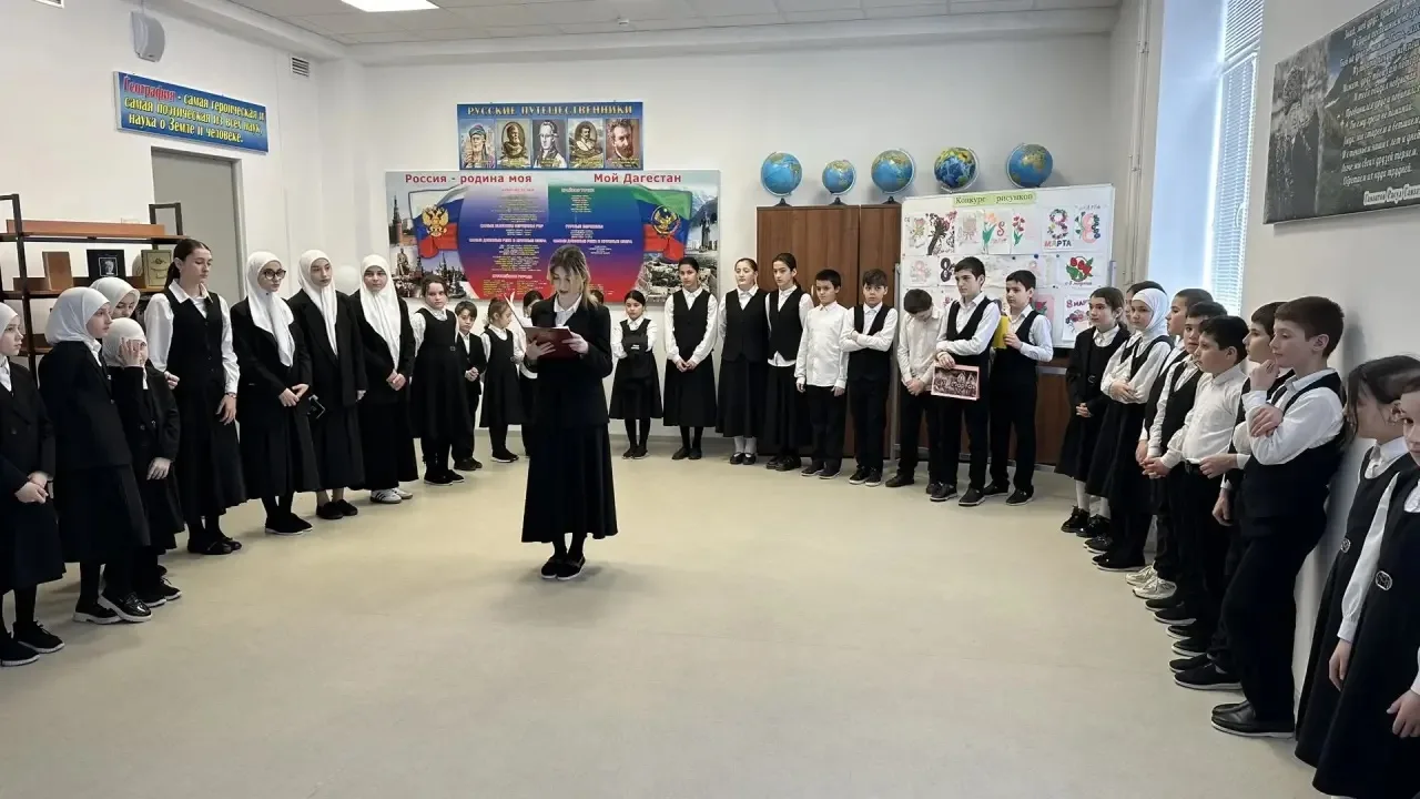 🌷 Торжественный праздник в нашей школе!  Дорогие друзья нашего школьного канала в MAX!  Вчера в наше