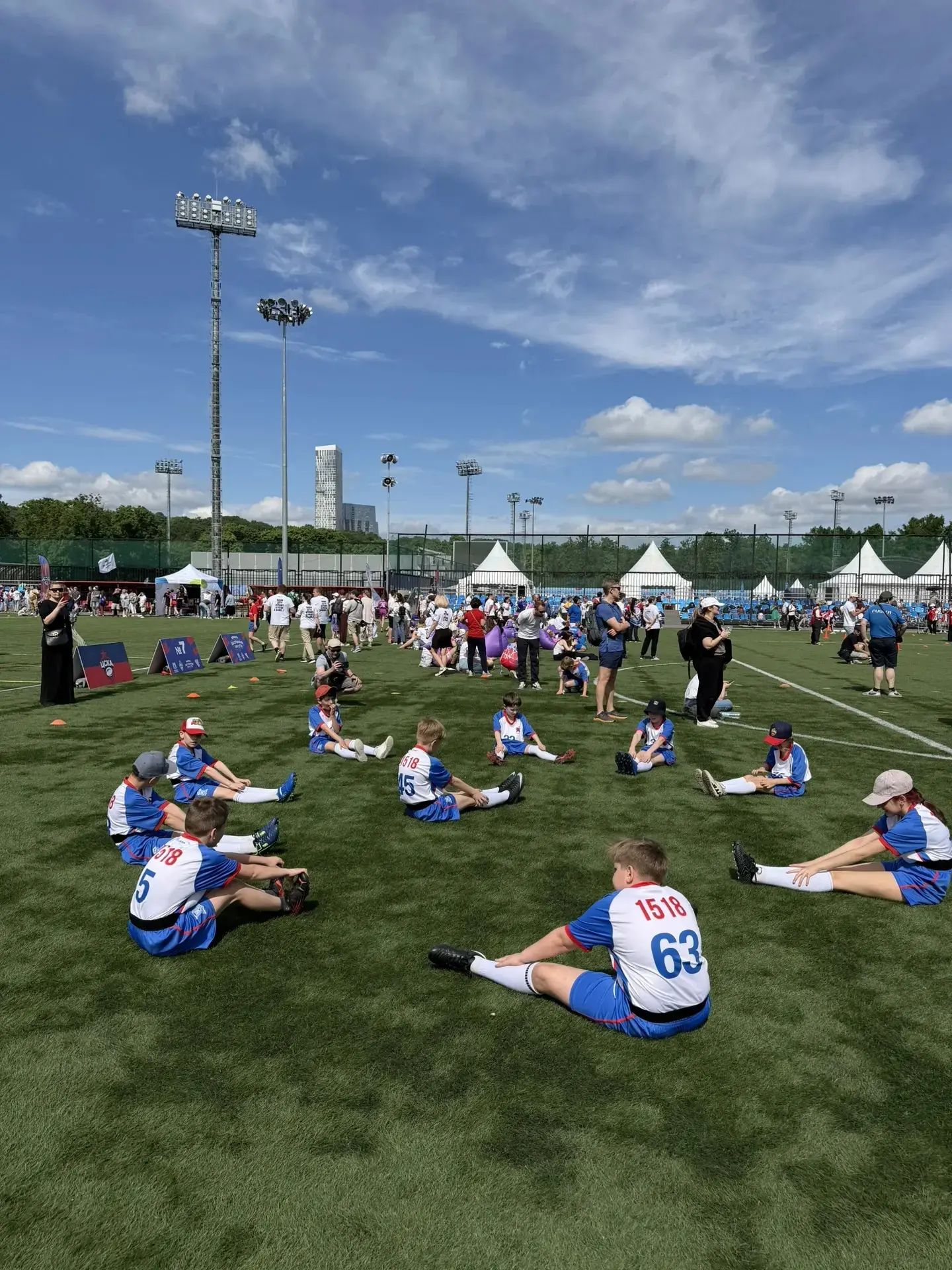 Новости спорта 🏉 23 мая на стадионе «Лужники» состоялся гранд-финал школьной лиги по тэг-регби. В ре