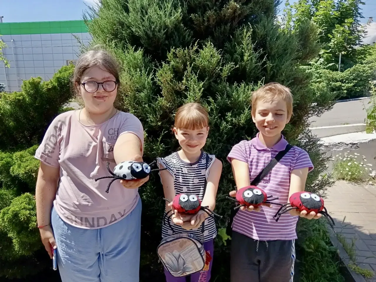 🐞 Крылатые шедевры: как мы шили божьих коровок в Доме культуры


В минувшую субботу  в нашем Доме к