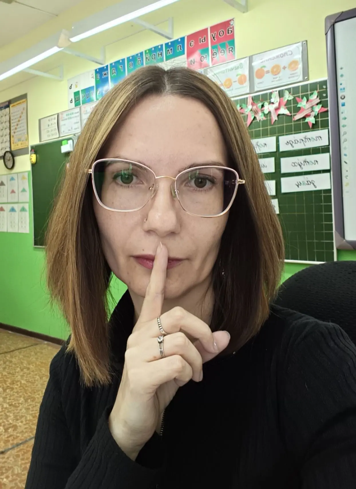 Памятка «5 фраз вместо крика» — повесьте на стену и забудьте о сорванном голосе
