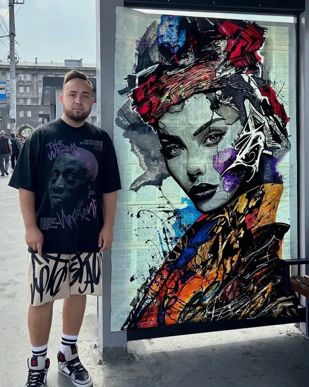 🎨 Кузбасский художник Дамир Хуссамов покоряет Новосибирск

Одна из работ талантливого кузбасского х