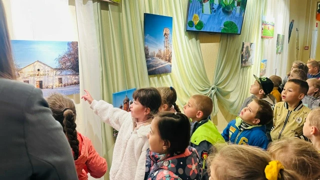 📸 В Октябрьском прошёл праздник чтения​