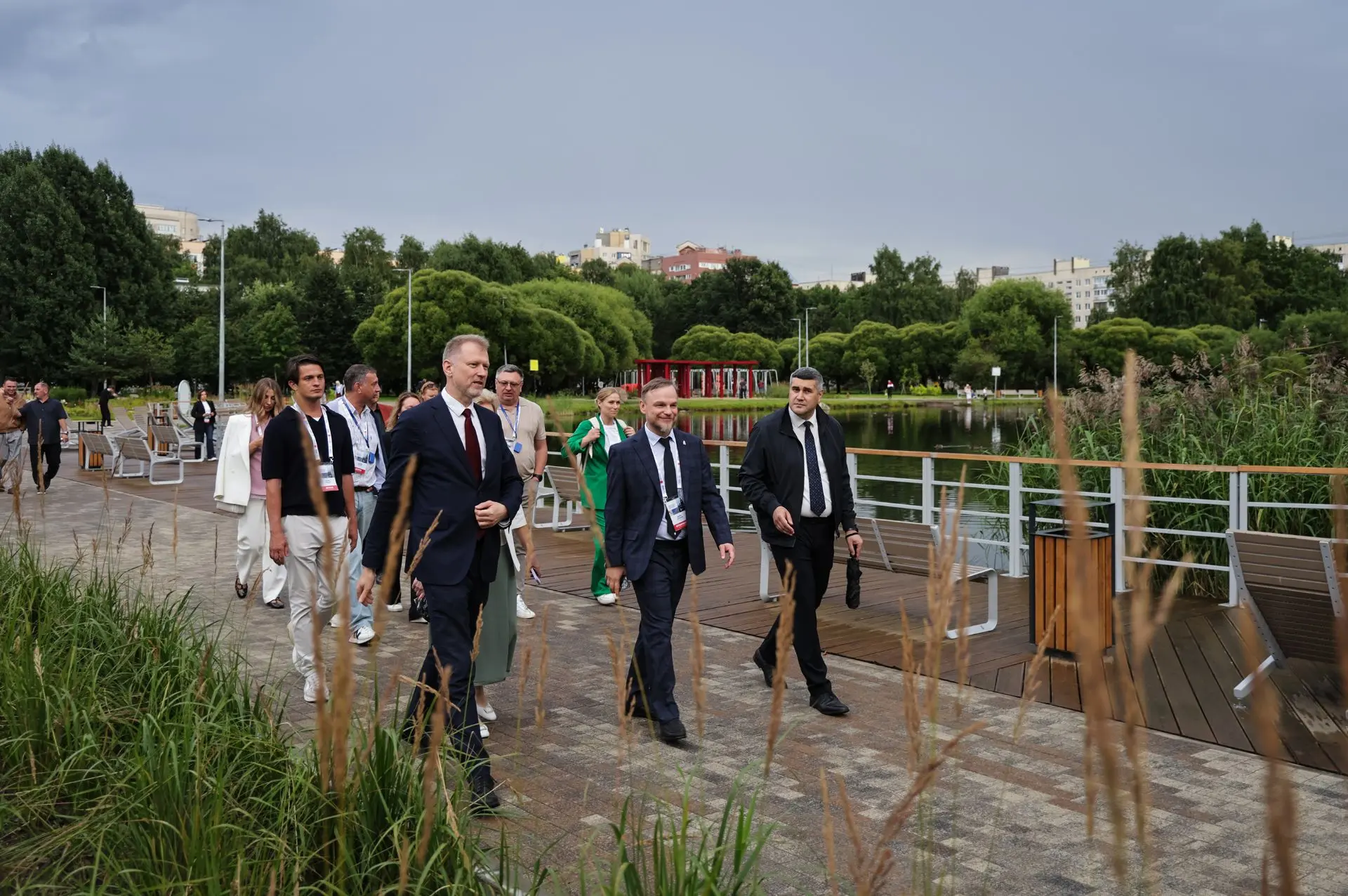 Участники бизнес-миссии Ассоциации парков России, которая проходит в эти дни в Санкт-Пе...