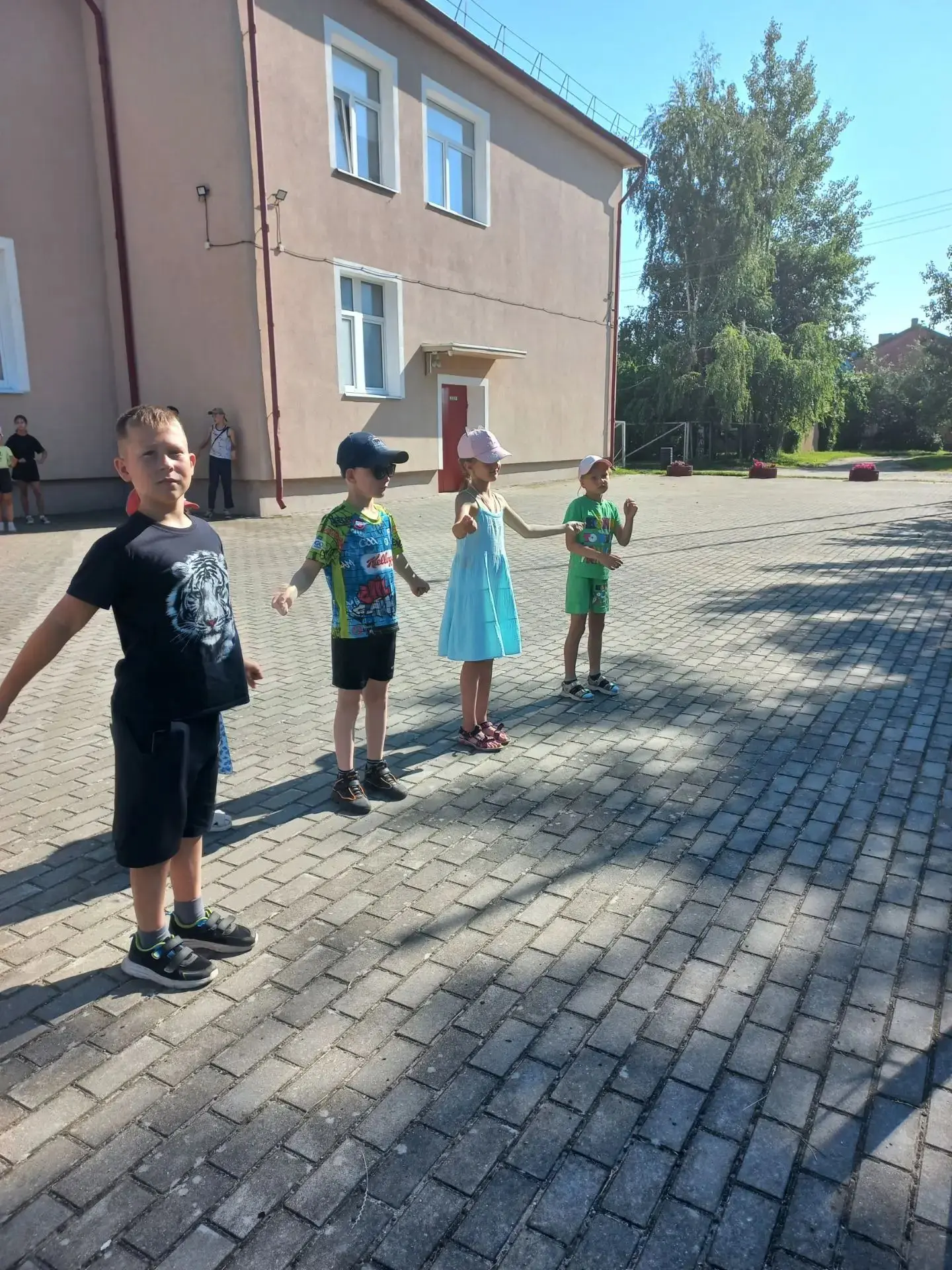 «День гостеприимства» в лагере дневного пребывания — это тематический день, направленный на формиров