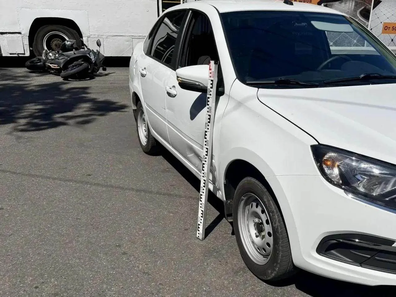 Мотоциклистка пострадала в ДТП с легковушкой в Ставрополе