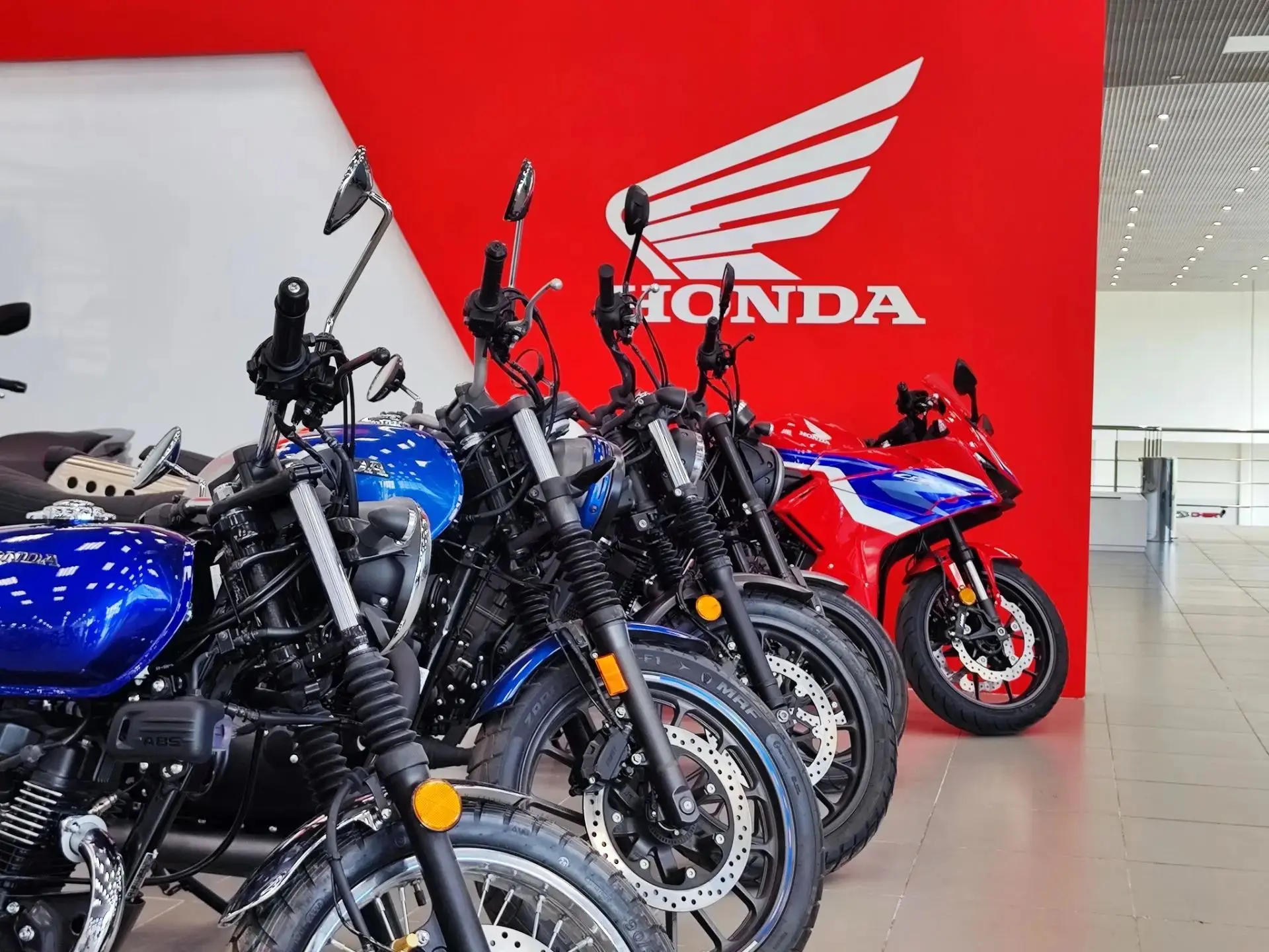 Рады сообщить об открытии нового 🏍 дилерского центра в Москве 🔥