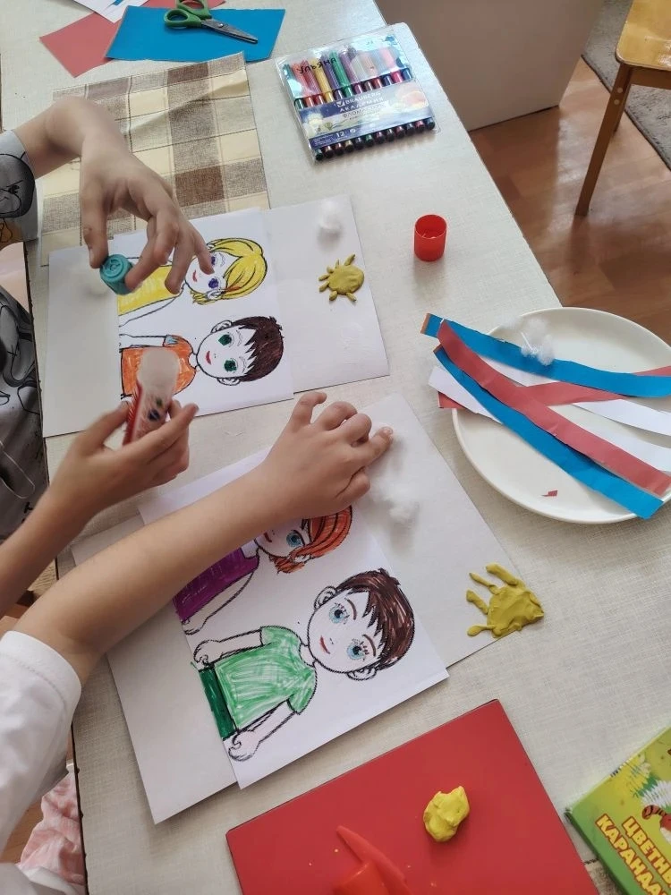 Апликация в канун праздника "Дня России" 🇷🇺🫶🤗