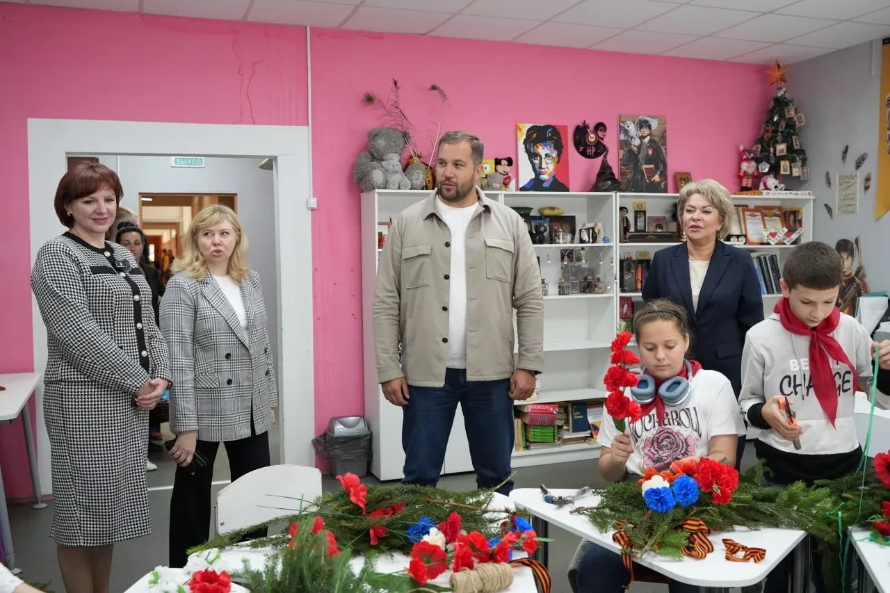 Посетил пришкольный лагерь «Солнышко», который функционирует на базе Лицея № 4 в деревне Манушкино. 