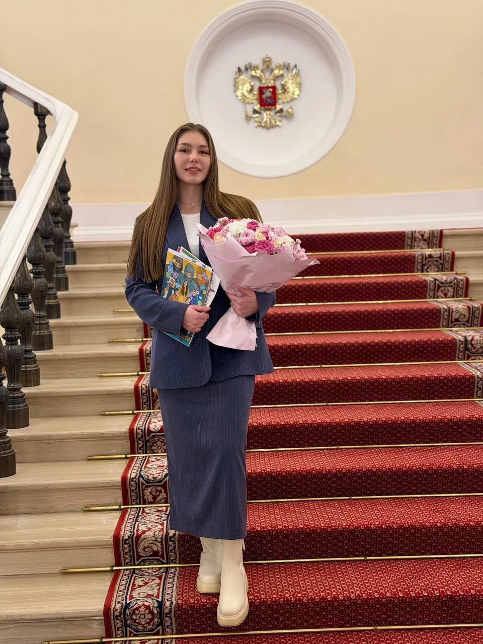Никогда бы не подумала, что я, обычная девчонка из подмосковных Химок, буду сидеть в красивом зале в