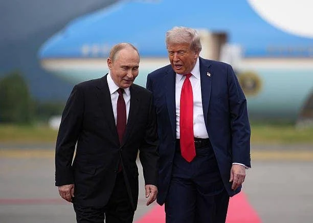 Трамп заявил, что его разговоры с Путиным и Зеленским прошли очень хорошо.