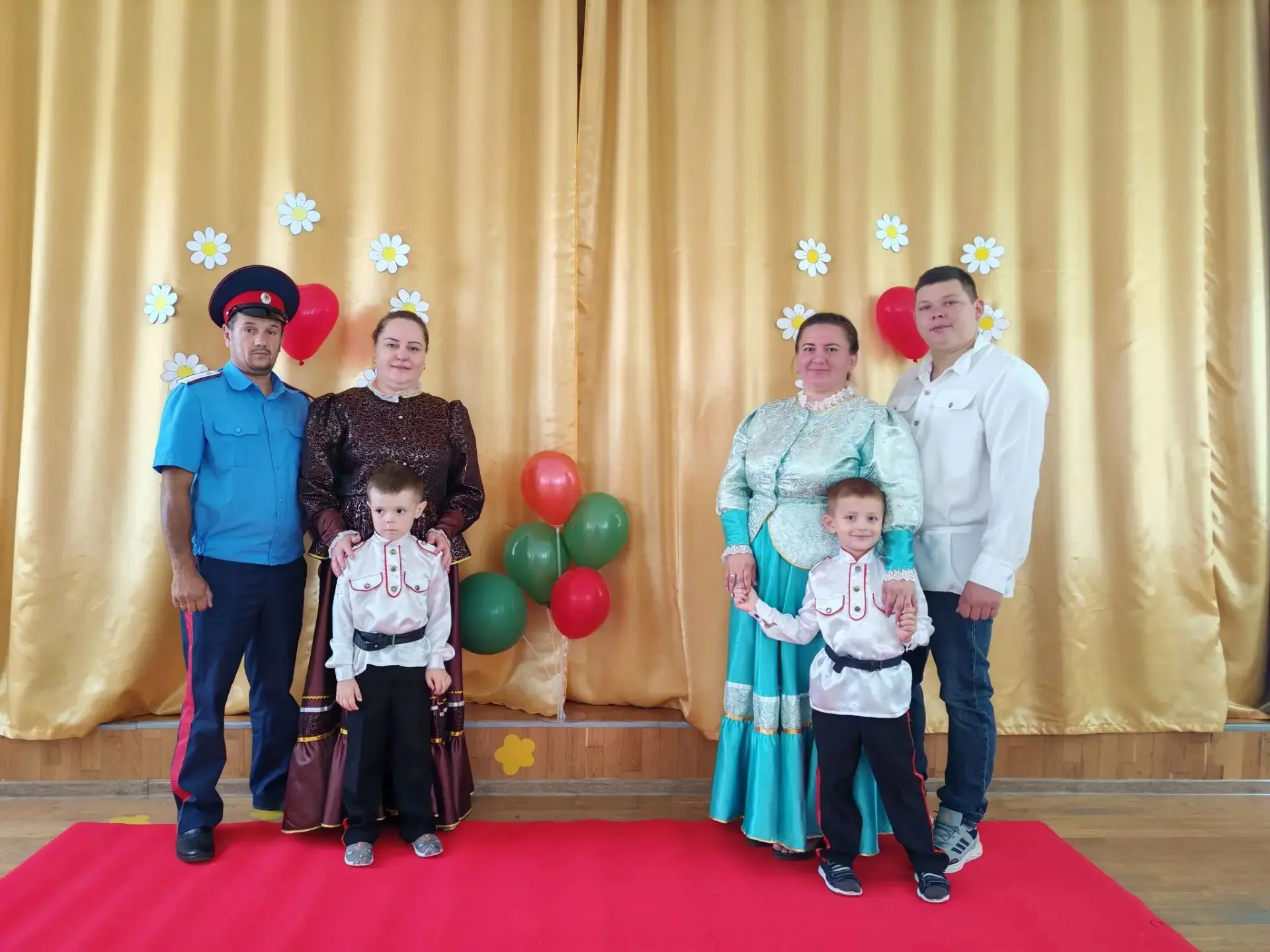 Сегодня, в День семьи, любви и верности, в нашем дошкольном образовании прошёл праздник...