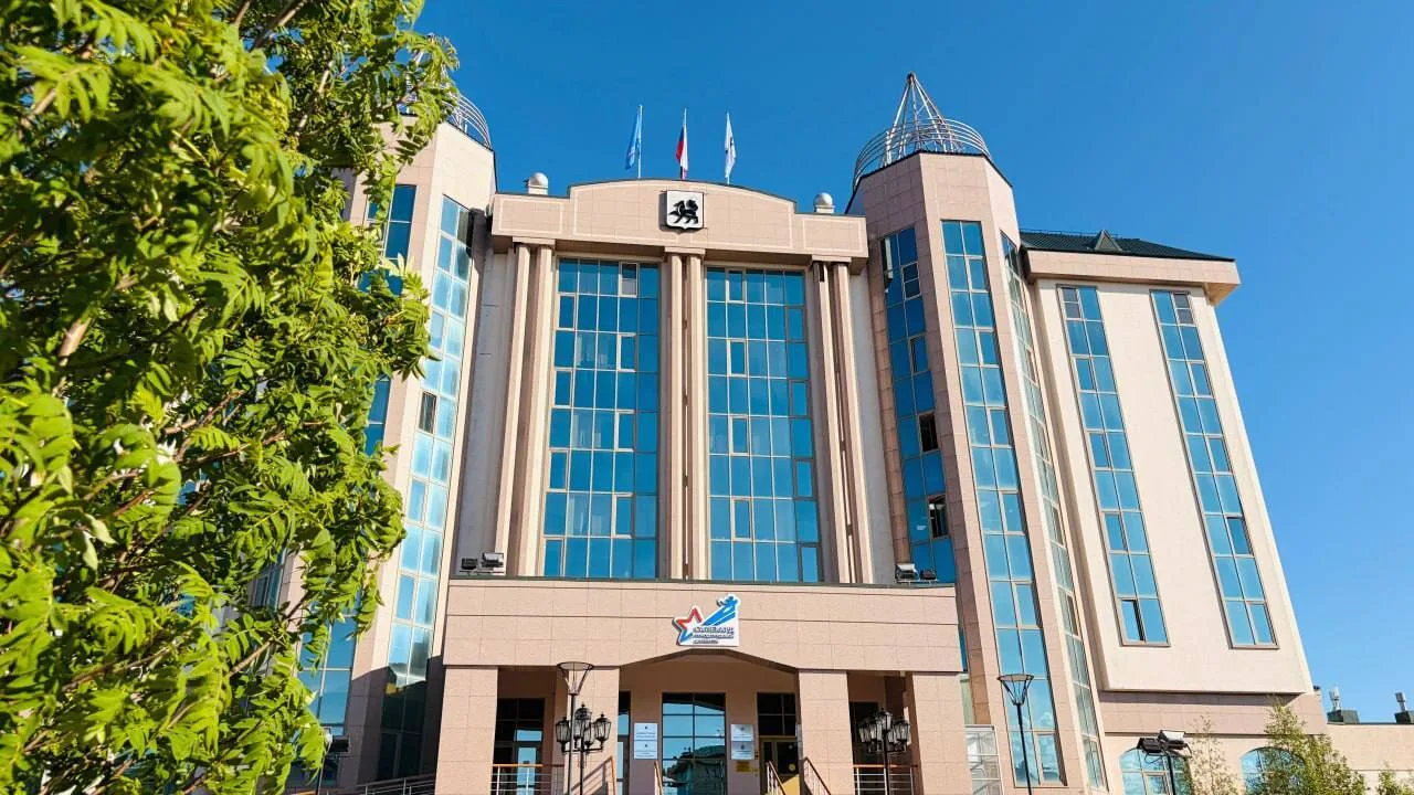 🏛 В Салехарде открыли набор в кадровый резерв администрации

Конкурс объявлен на должности:
• начал