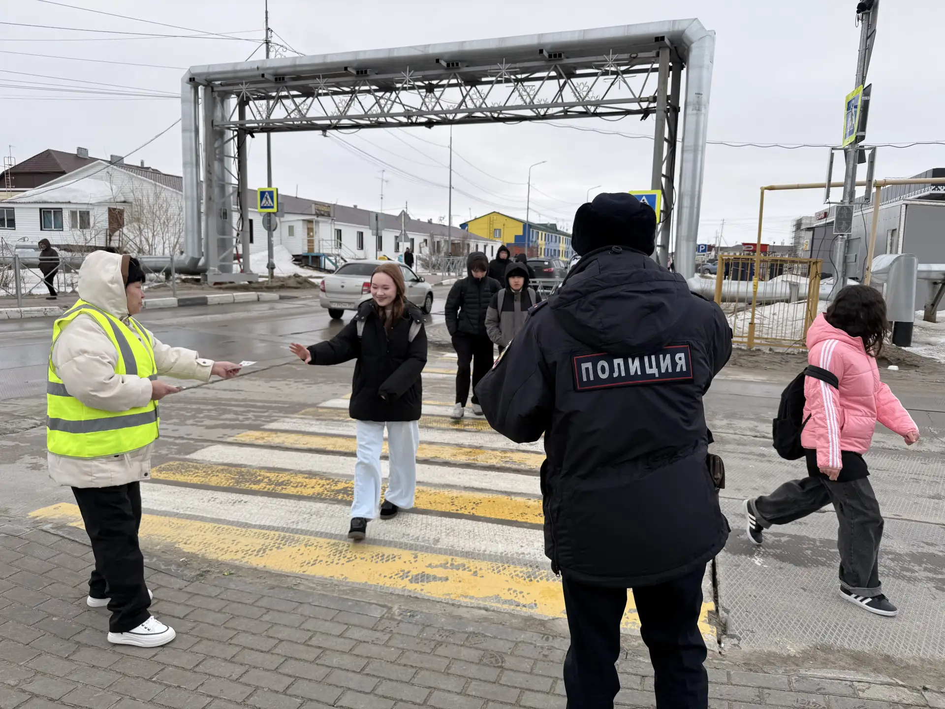 🚨 Старшая школа: «Родительский патруль» получил усиление!  С 20 по 25 мая в рамках месячника «Вниман